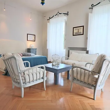 فندق مبيت وإفطار Relais Delle Rose 2*