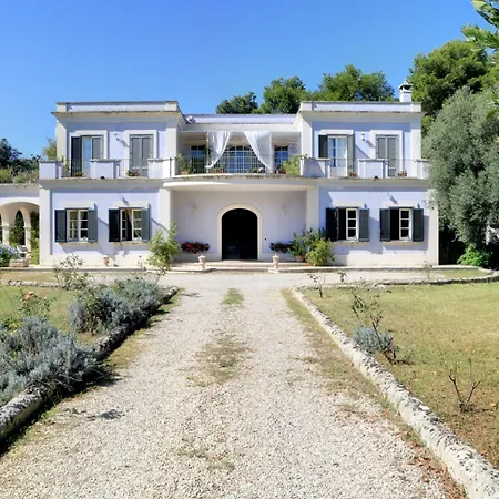 Relais Delle Rose Nocleg ze śniadaniem 4*