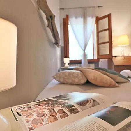 Relais Delle Rose Bed and Breakfast Λέτσε