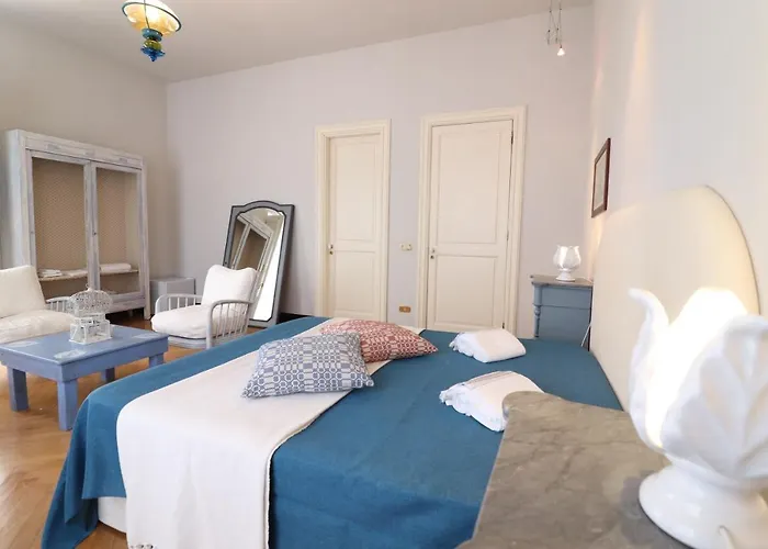 Alojamento de Acomodação e Pequeno-almoço Relais Delle Rose 4*