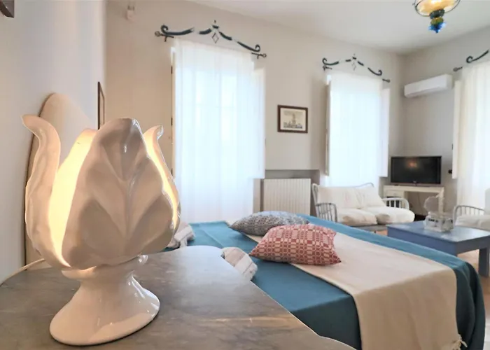 Alojamento de Acomodação e Pequeno-almoço Relais Delle Rose 4*